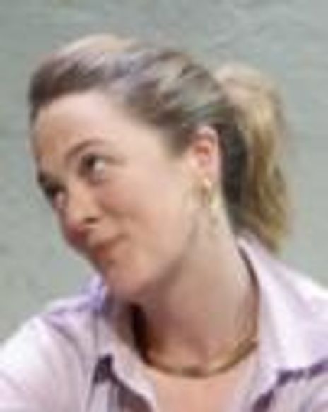 Polly Lee Headshot