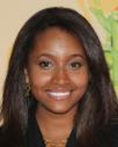 Andrea Lewis Headshot