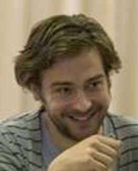 Tom Mison Headshot