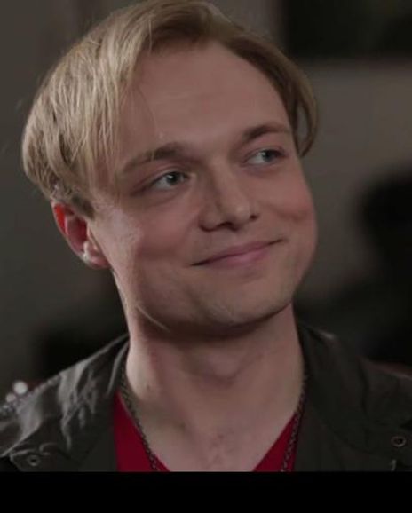 Justin Stoney Headshot