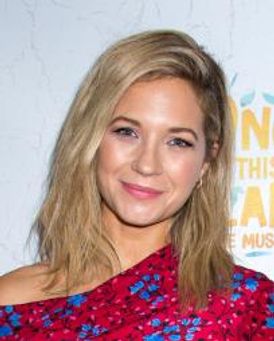 Vanessa Ray Headshot