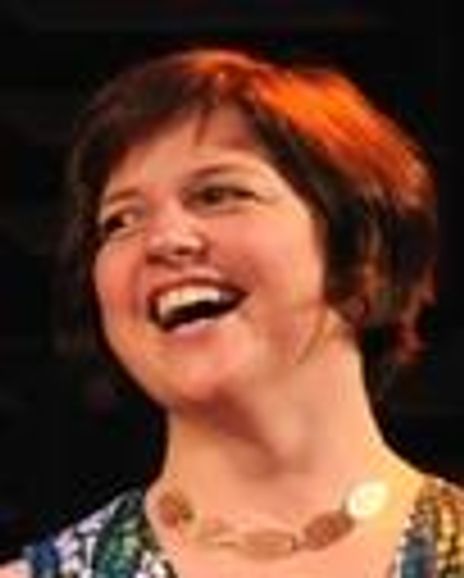 Erin Courtney Headshot