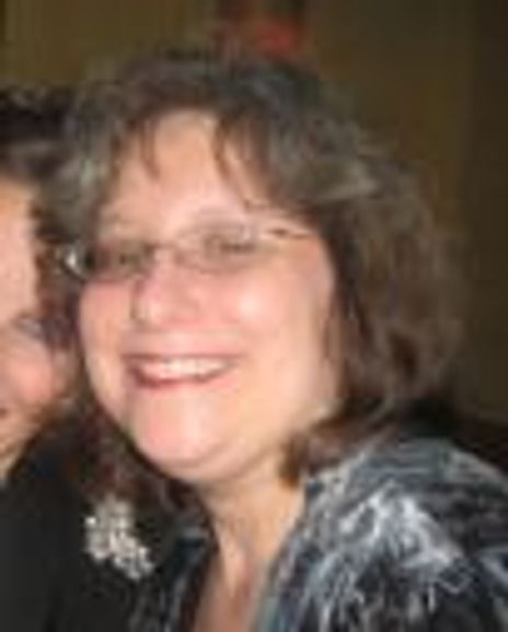 Lesley Alexander Headshot