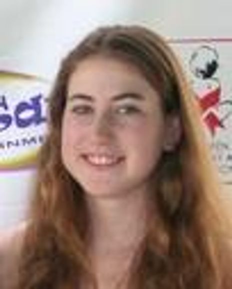 Nicole Gilette Headshot