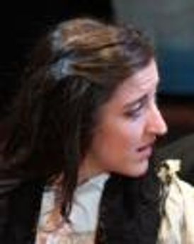 Natalie Caruncho Headshot