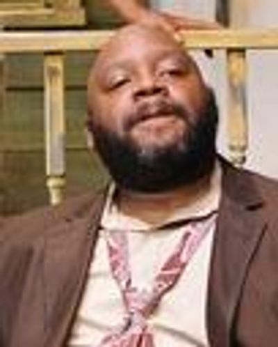 Lynch Travis Headshot