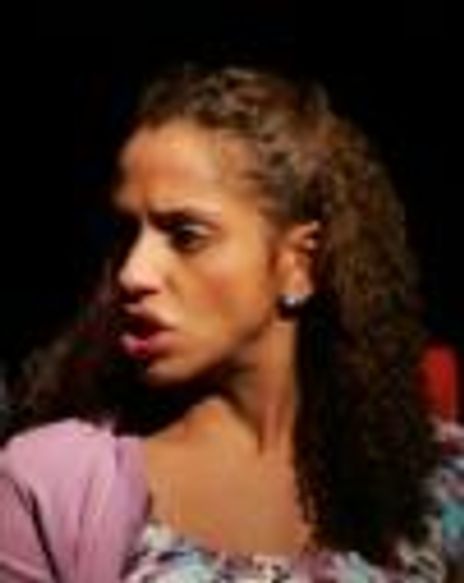 Joselin Reyes Headshot