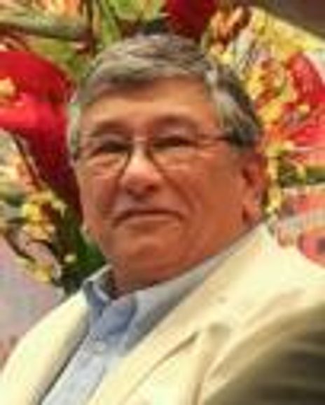 Noel DeLeon Headshot