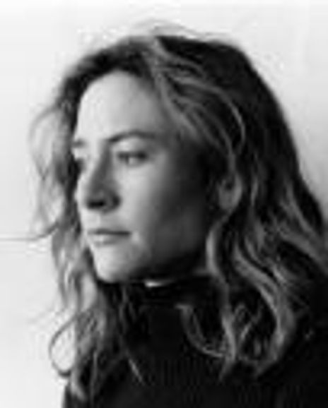Julie Marie Myatt Headshot