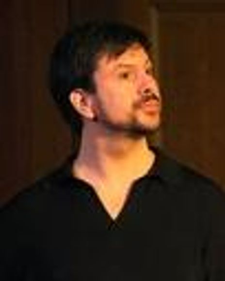 Cesar Rospigliosi Headshot