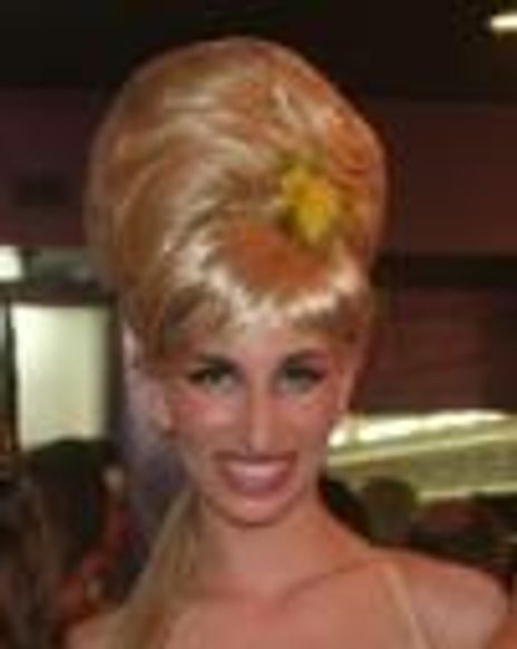 Nikka Graff Lanzarone Headshot