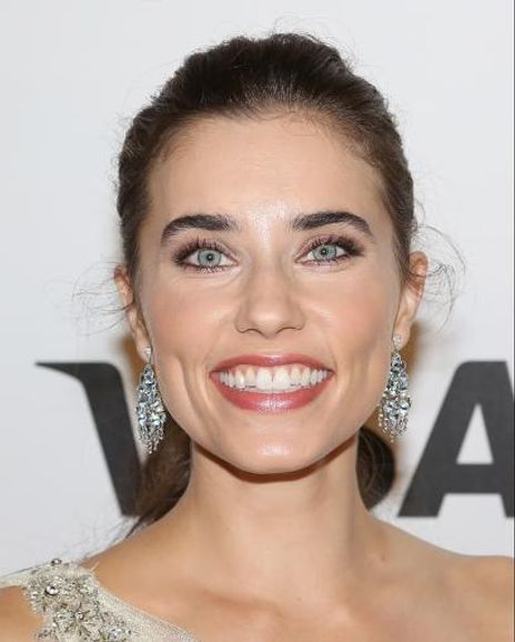 Alix Angelis Headshot