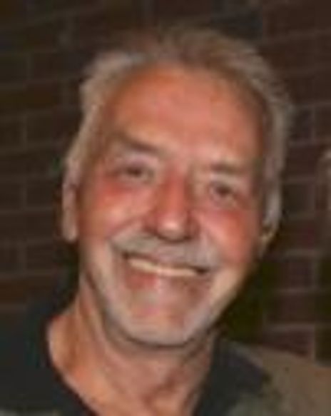 Worth Howe Headshot