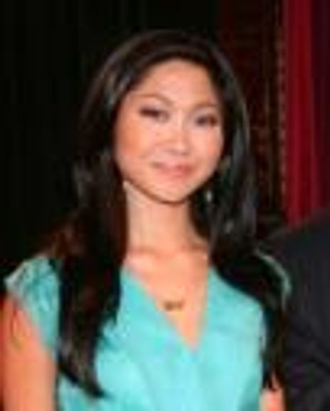 Julie Chang Headshot