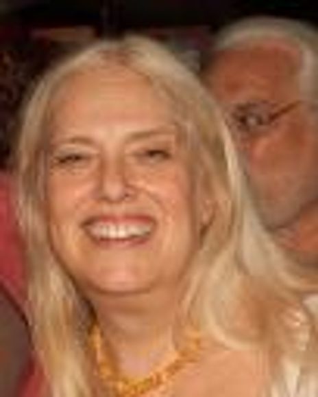 Judith Mauer Headshot