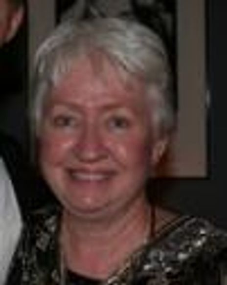 Carol Thomas Headshot