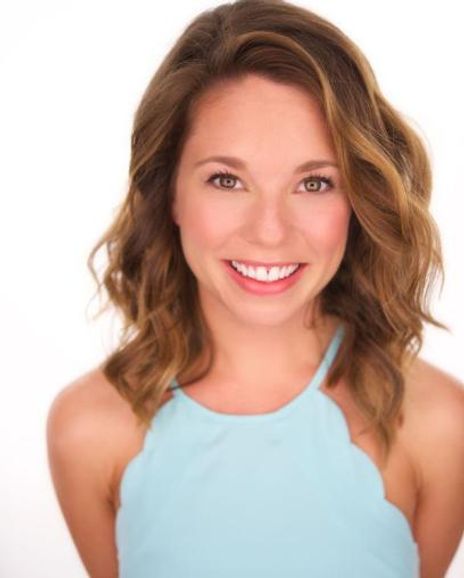 Alexis Kinney Headshot