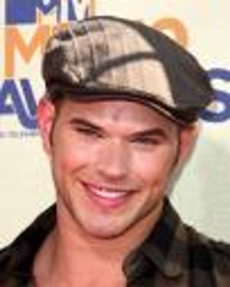 Kellan Lutz Headshot