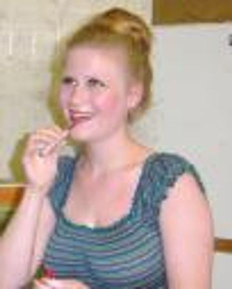 Tess Talbot Headshot