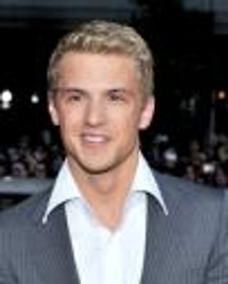 Freddie Stroma Headshot