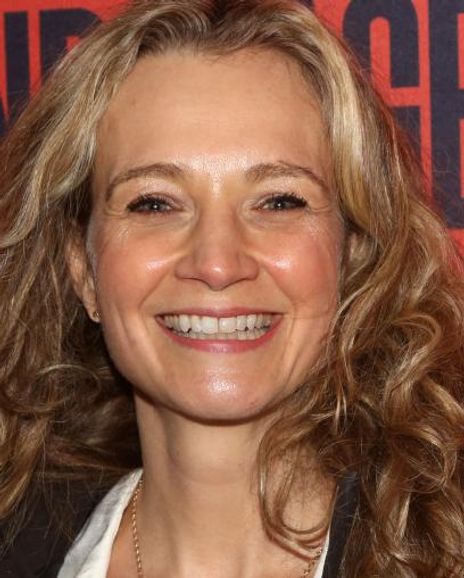 Bess Wohl Headshot