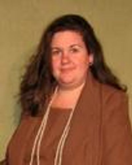 Polly Hidalgo Headshot