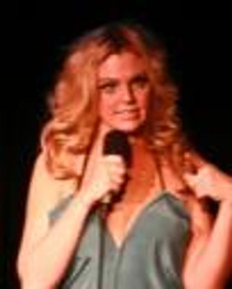 Harriet Halloway Headshot