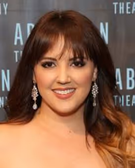 Rachel Potter Headshot