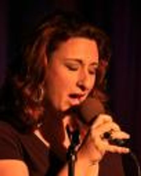 Jenn Furman Headshot