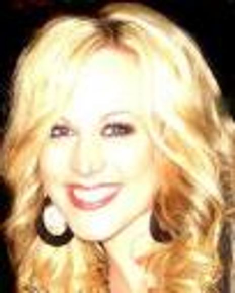 Kara Stephens Headshot