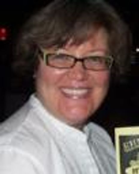 Aurora Daniels Headshot