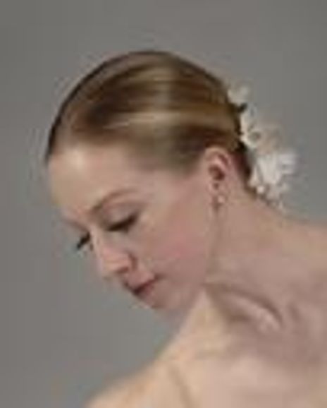 Christine Rennie Headshot