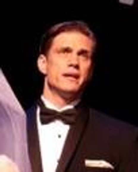 Lee Aaron Roen Headshot