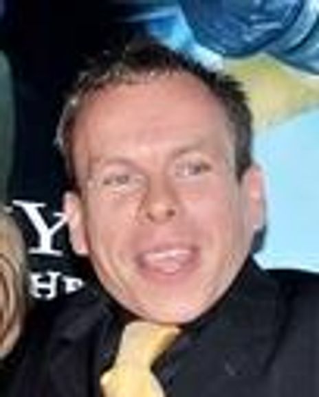 Warwick Davis Headshot