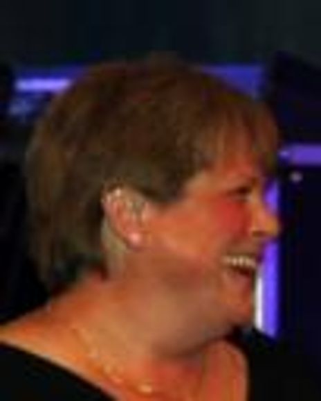 Lisa Leszczynski Headshot