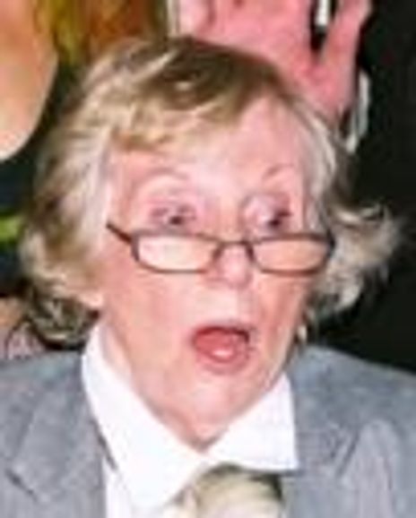 Judy Holmes Headshot