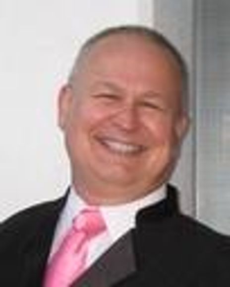 Markus Honaker Headshot