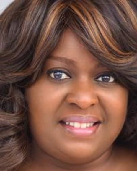 Jayne Trinette Headshot