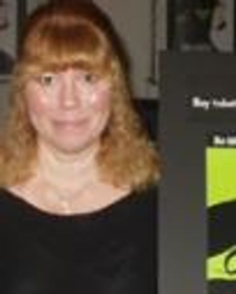 Belinda Lombardo Headshot