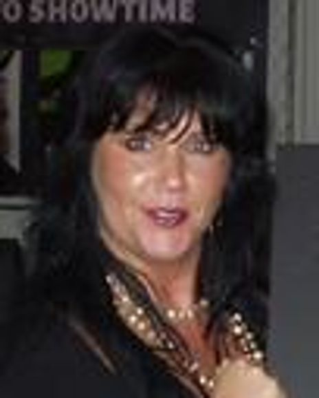 Karen Huston Headshot