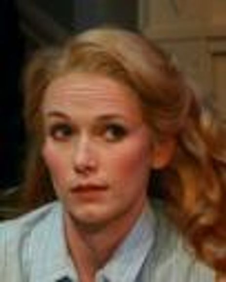 Sarah Turner Headshot