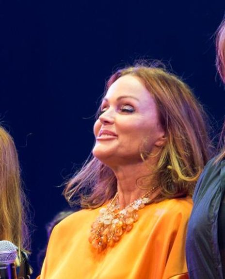 Belinda Carlisle Headshot