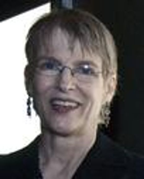 Trish Whitehurst Headshot