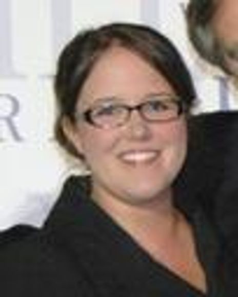 Kelly Biscopink Headshot