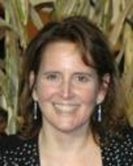 Amy Sprecher Headshot