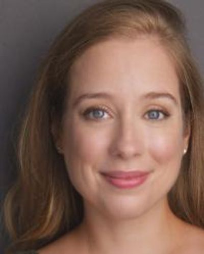 Alyse Alan Louis Headshot