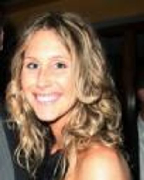 Robyn Chamberlain Headshot