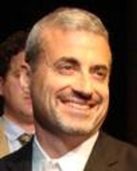 Mark Singer Headshot