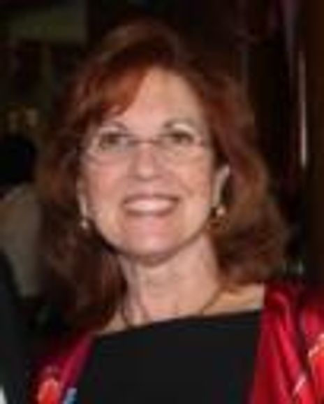 Linda Faber Headshot