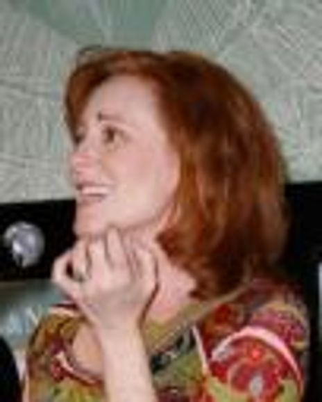 Catherine Porter Headshot